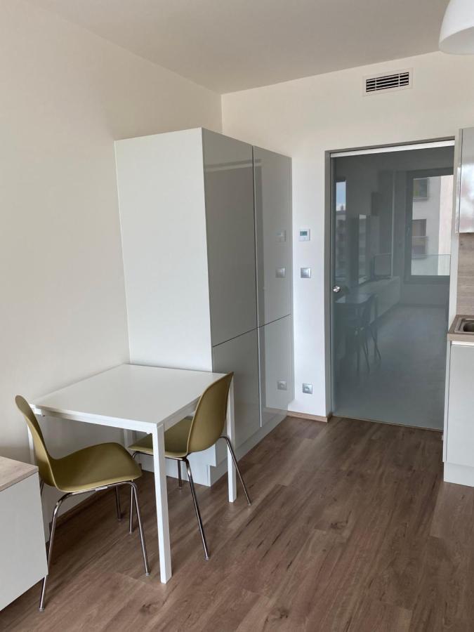 Apartment David O2 Arena Praga Esterno foto